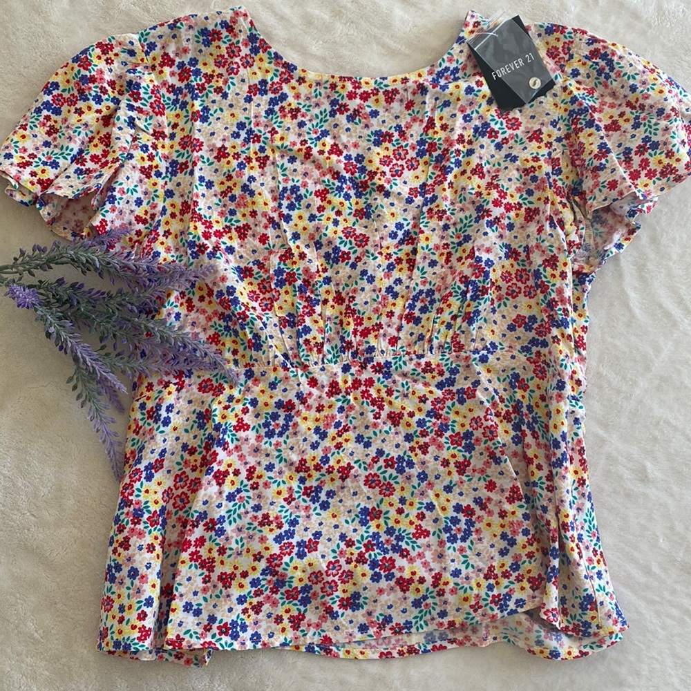 Forever 21 floral woven top